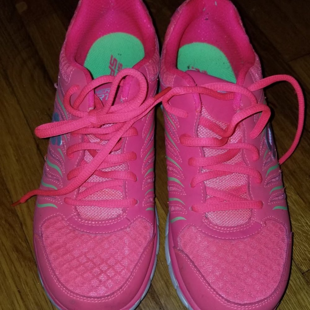 Sketchers women 8.5